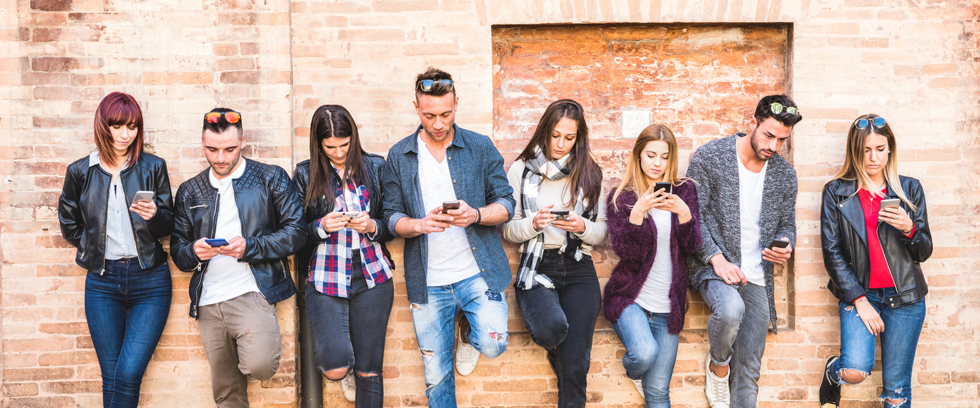 Writing Compelling Headlines and Introductions: How to Capture Readers' Attention