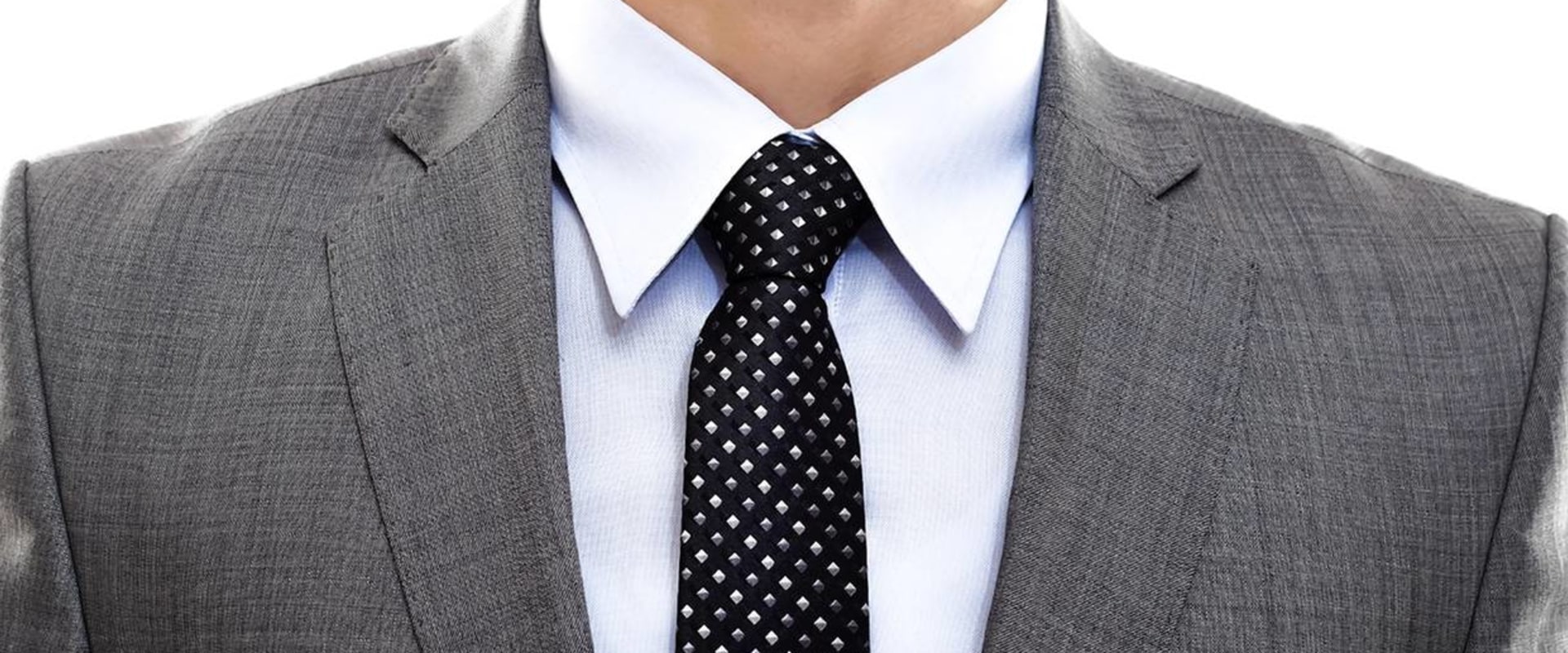 Dressing for Success: Tips and Resources for Job Seekers